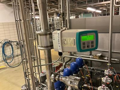 Overview picture of 2009 Simens sitrans fm mag 1100 Food Flowmeter (2x)